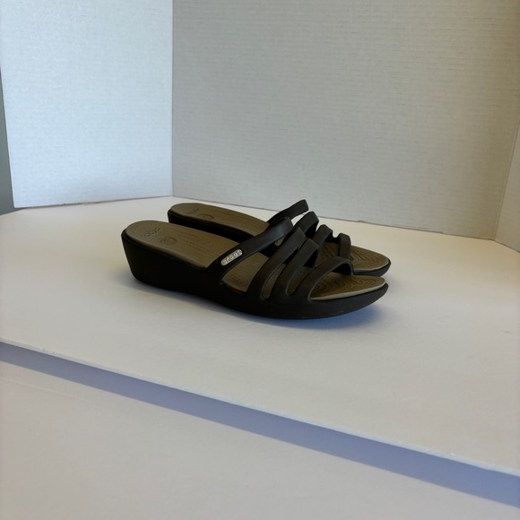 Crocs Rhonda Women’s Slip On Wedges Brown SZ 8 - Picture 3 of 8